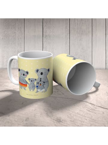 Mr. & Mrs. Panda Kaffeebecher Koala Familie ohne Spruch in Gelb Pastell