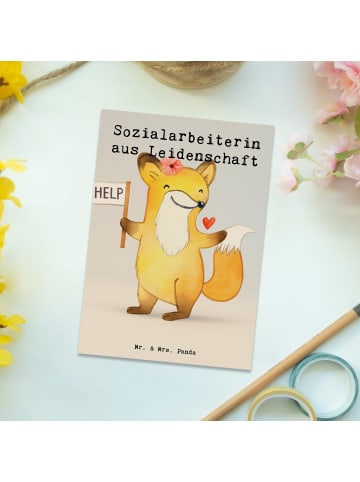 Mr. & Mrs. Panda Postkarte Sozialarbeiterin Leidenschaft Design ... in Weiß