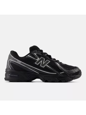 New Balance Sneackers 740 in Schwarz