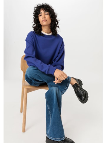 Hessnatur Sweatshirt in ultramarine