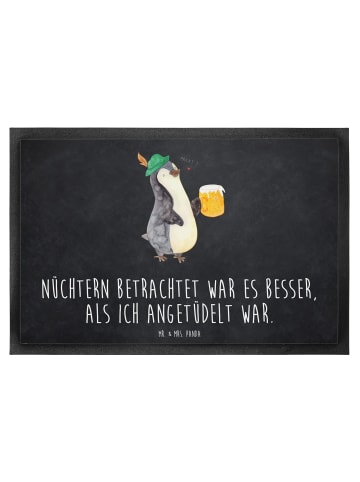 Mr. & Mrs. Panda Fußmatte Pinguin Bier mit Spruch in Kreidetafel