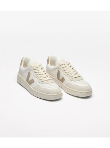 Fred Perry Sneaker V-90 in taupe