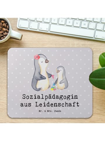 Mr. & Mrs. Panda Mousepad Sozialpädagogin Leidenschaft mit Spruch in Grau Pastell
