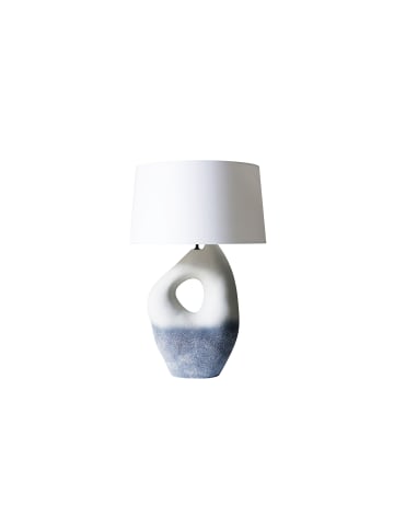 SalesFever Tischleuchte 69 cm handbemalte Keramikbasis in Blau und Leinenschirm in Weiß