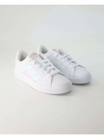 adidas Sneaker in Weiß