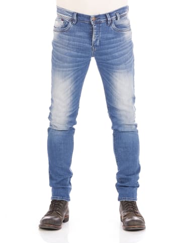 LTB Jeans Servando tapered in Blau