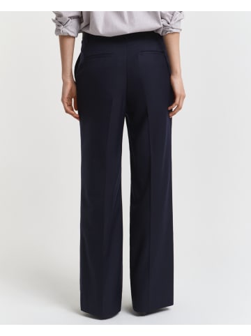 Gant Hose in marine