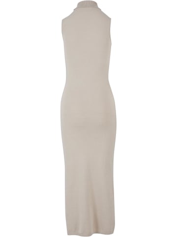 Urban Classics Urban Classics in wetsand