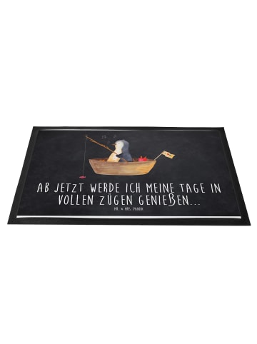 Mr. & Mrs. Panda Fußmatte Pinguin Angelboot mit Spruch in Kreidetafel