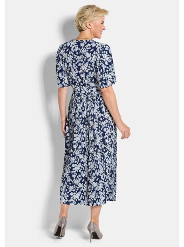 GOLDNER Plisseekleid Wickelkleid mit floralem Design in marine / weiß / geblümt