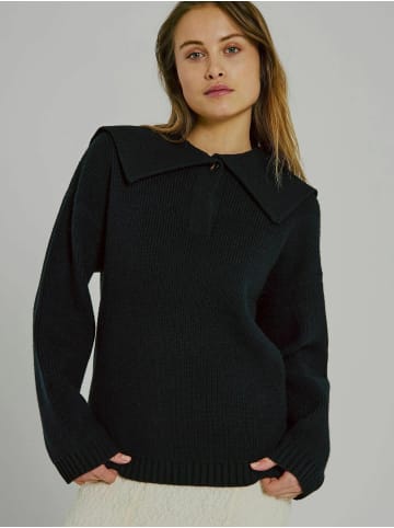 Norr Top Fea in Black