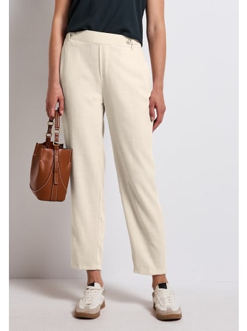 Street One Chino mit Knopfdetail in Beige