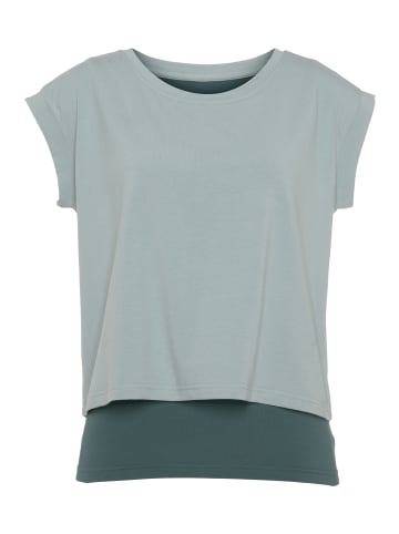 LASCANA ACTIVE 2-in-1-Shirt in grün