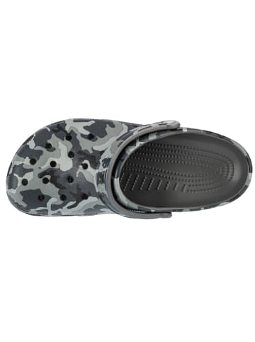 Crocs Crocs Classic Printed Camo Clog in Grau