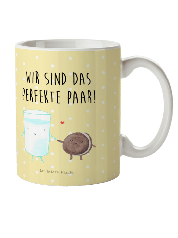 Mr. & Mrs. Panda Plastikbecher Milch Keks mit Spruch in Gelb Pastell