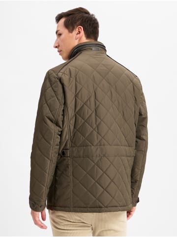 Bugatti Steppjacke in oliv