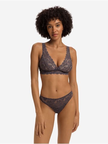 Hanro Soft-BH Moments in black pearl