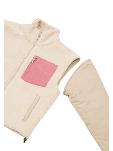 Protest " PRTRASY in Kitoffwhite