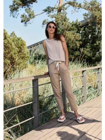 ELBSAND Top Maavi in Camel + Bright White STRIPE