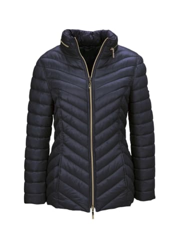 GOLDNER Kurzgröße:  Leichte Steppjacke in knitterarmer Ware in marine