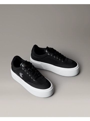 Calvin Klein Sneakers YW0YW02013 in Schwarz/Hellweiß