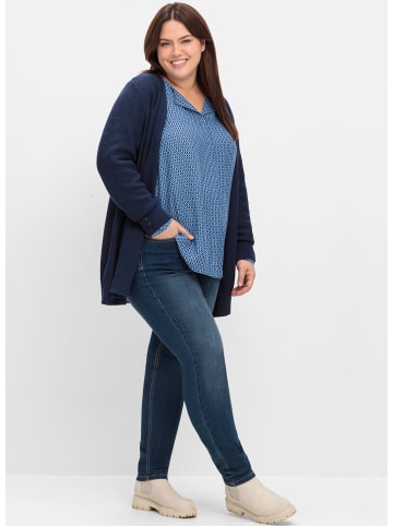 sheego Druckbluse in tiefblau-gemustert