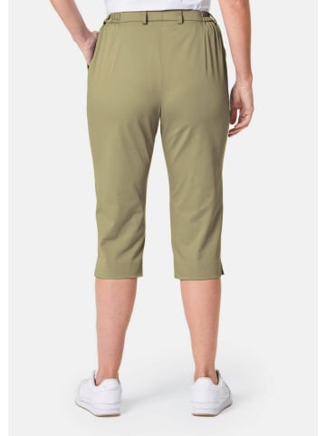 GOLDNER Kurzgröße:  Sportive Capri-Hose aus trageangenehmen Satin in schilf