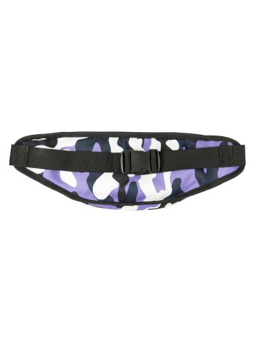Urban Classics Shoulder Bag in ultraviolet camo
