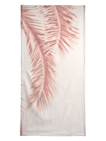 Juniqe Handtuch "Rose Palm Leaves" in Rosa & Weiß