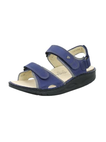 Finn Comfort Sandale in blau