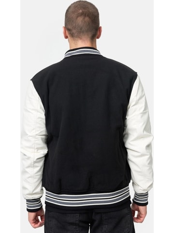 Lonsdale Jacke "Waterstein" in Schwarz