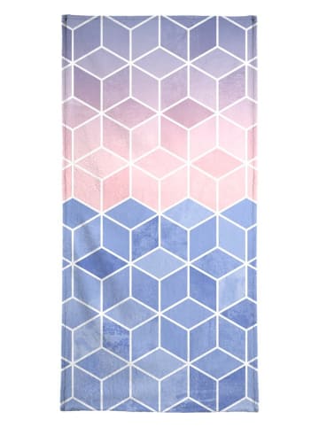 Juniqe Handtuch "Rose Quartz and Serenity Cubes" in Blau & Rosa