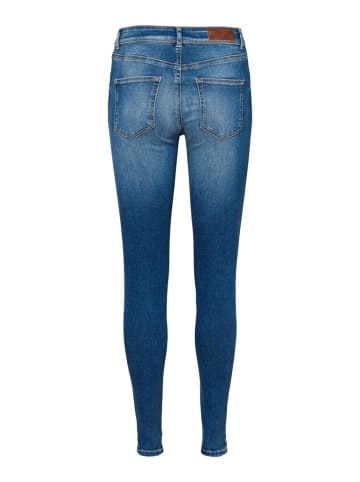 Vero Moda Jeans in Medium Blue Denim