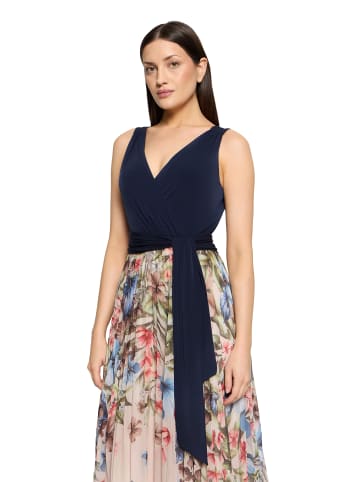 Vera Mont Abendkleid mit Plissee in Patch Dark Blue/Cream