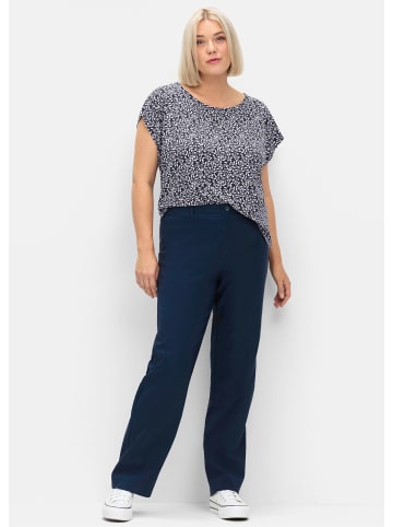 sheego Kurzarmshirt in tiefblau-gemustert