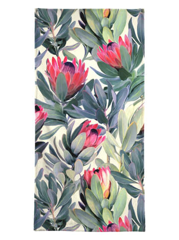 Juniqe Handtuch "Painted Protea Pattern" in Grün & Rosa