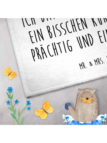 Mr. & Mrs. Panda Kinderhandtuch Flamingo Classic mit Spruch in Weiß