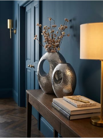 KADIMA DESIGN Deko Vase 2er Set Aluminium Silber mit Tragegriff Blumenvase Modern in Silbern