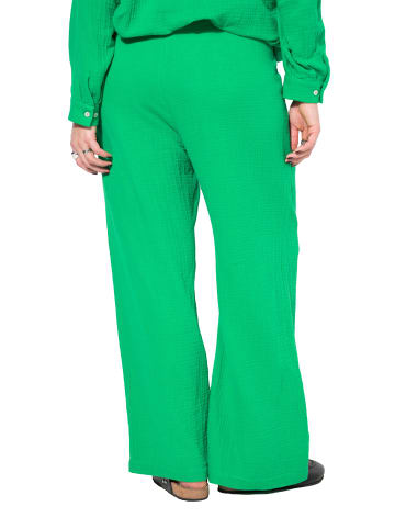 Studio Untold Schlupfhose in smaragdgrün
