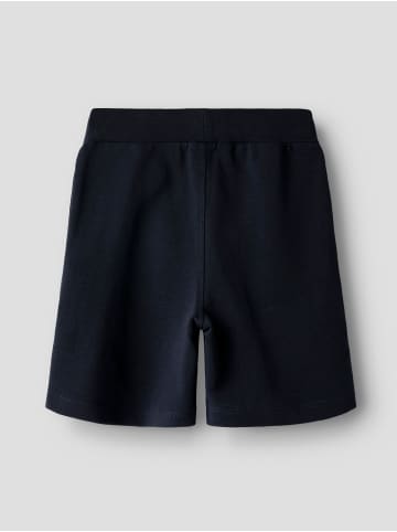 name it Shorts in Salute