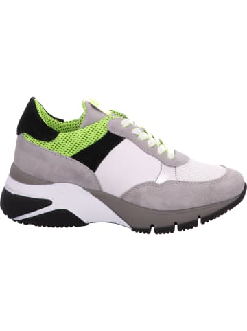 Tamaris Sneaker in grau