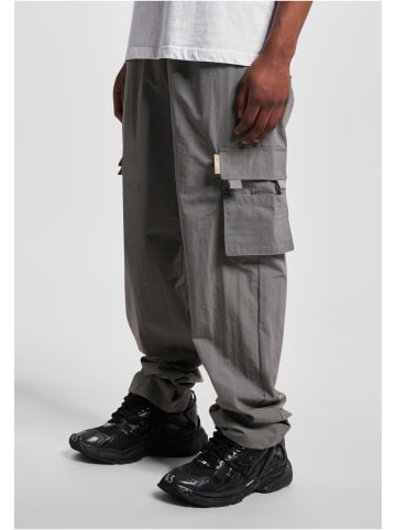 DEF DEF in light grey