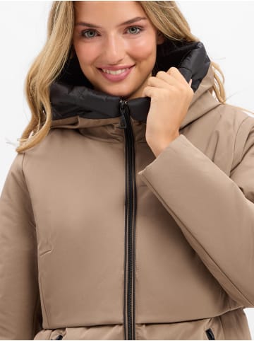 AMBER & JUNE Daunenmantel in taupe - 0002