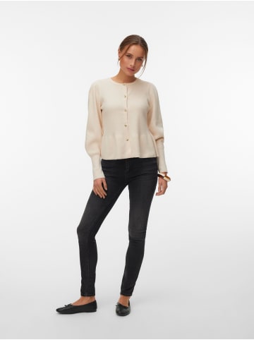 Vero Moda Strickjacke in Eggnog