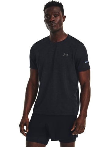 Under Armour T-Shirt "Seamless Stride" in Schwarz