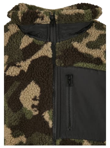Urban Classics Winter Jacket in wood camo