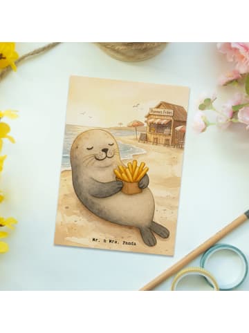 Mr. & Mrs. Panda Postkarte Robbe Pommes Design ohne Spruch in Weiß