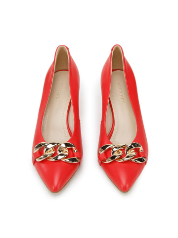 Wittchen Leather pumps in Red