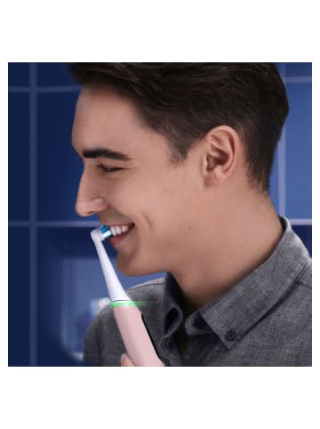 Oral-B Elektr. Zahnbürste "iO6 + Reiseetui" + 12 Aufsteckbürsten "Sanfte Reinigung"