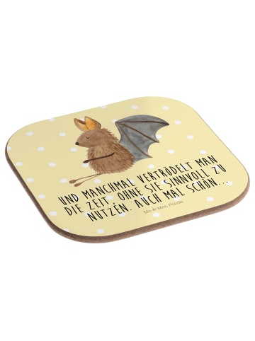 Mr. & Mrs. Panda Tassenuntersetzer Fledermaus Sitzen mit Spruch in Gelb Pastell
